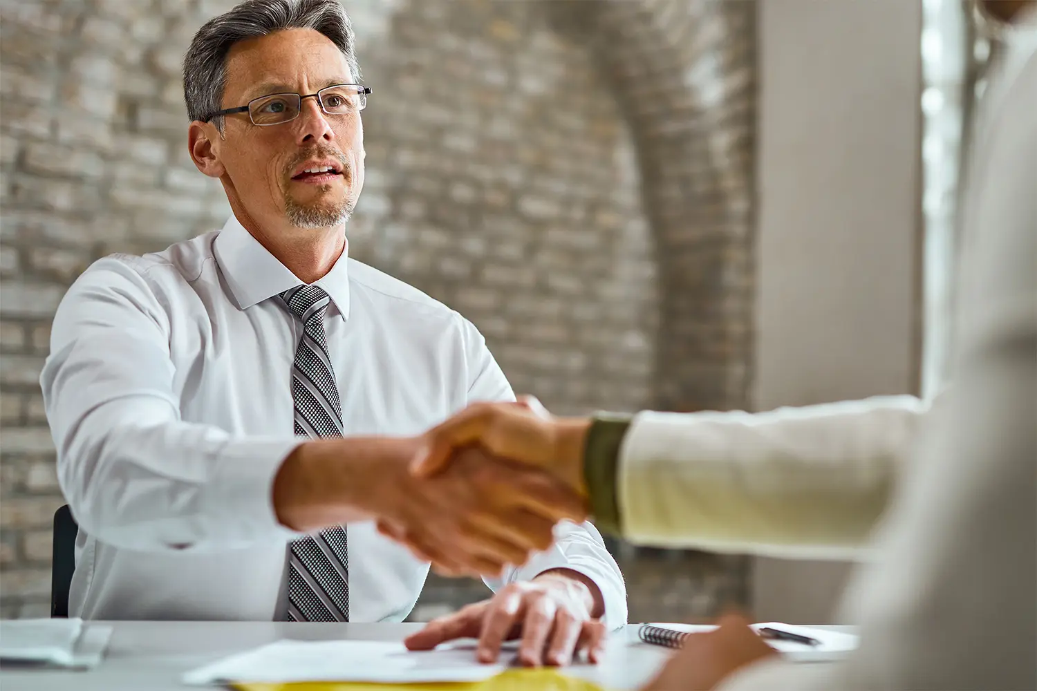 Kontakta Svensk Föreningsfinansiering för hjälp med bidrag